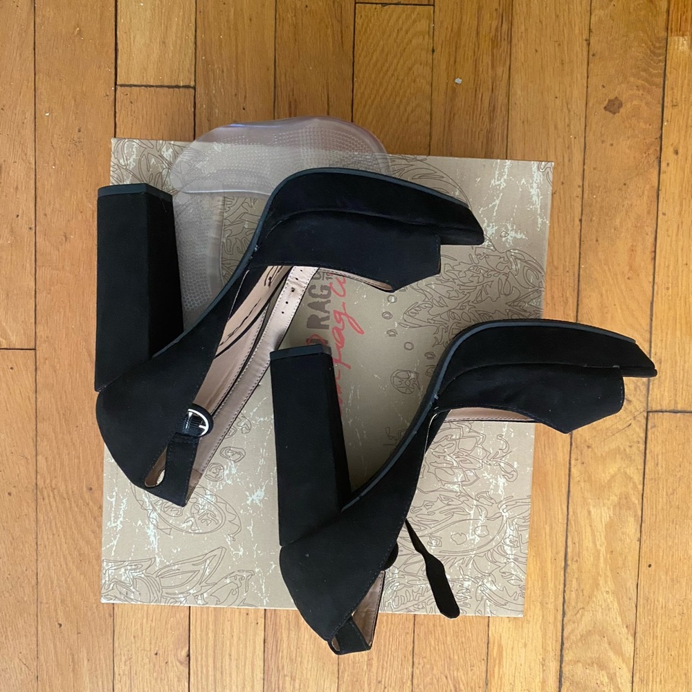 American Rag Platform High Heels - Picture 5 of 10